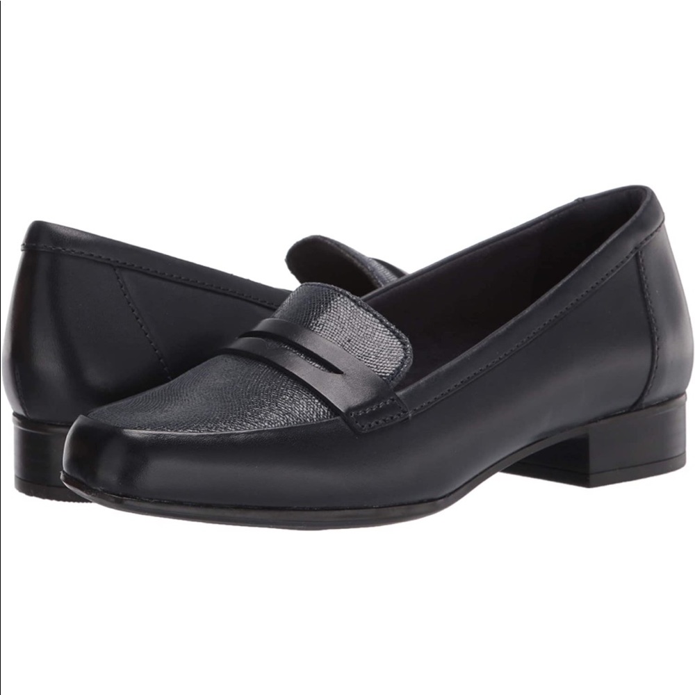Clarks Women's Juliet Coast Penny Loafer